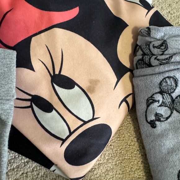 Mickey mouse loungewear lot - Picture 3 of 5